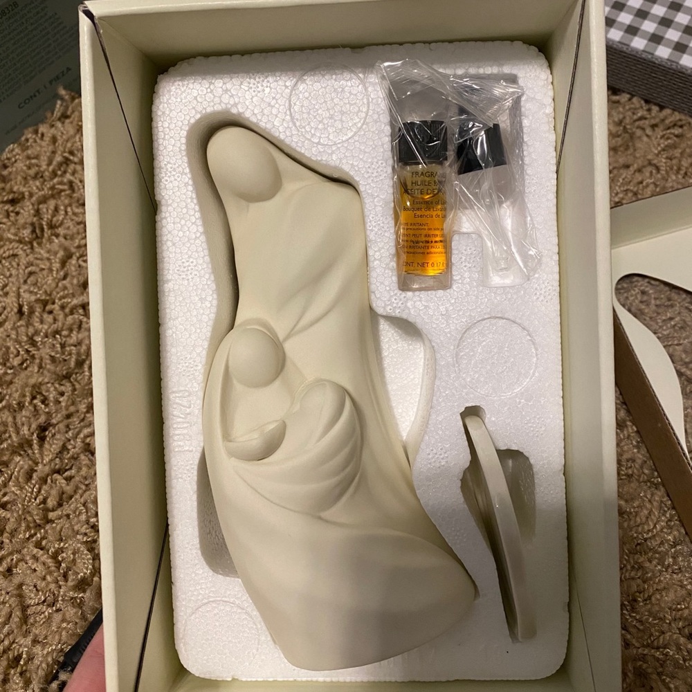 Porcelain Father Mother & Child Figurine Nativity